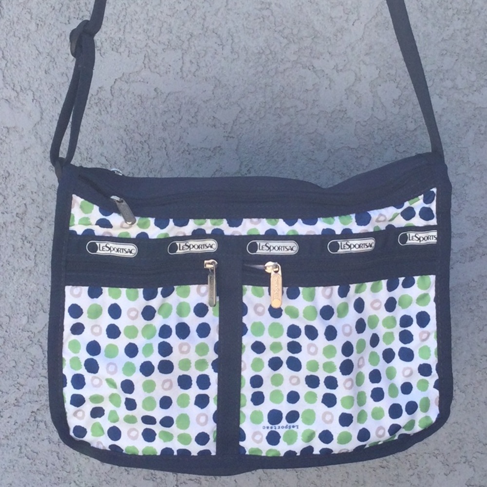 Lesportsac 2 piece set.